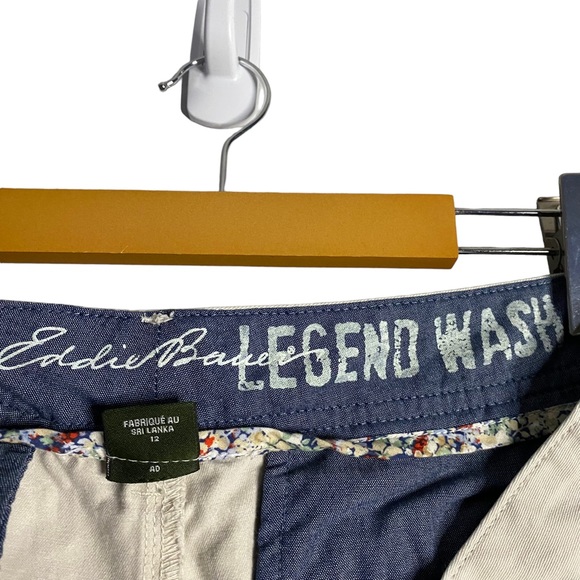 Eddie Bauer Women's Light Tan 100% Cotton Khaki Shorts - Picture 4 of 6